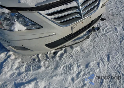 2011 Hyundai Genesis 4.6 from USA, damaged, VIN KMHGC4DF9BU113836